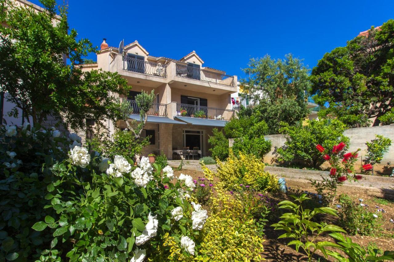 Apartamento Luka Šibenik Exterior foto