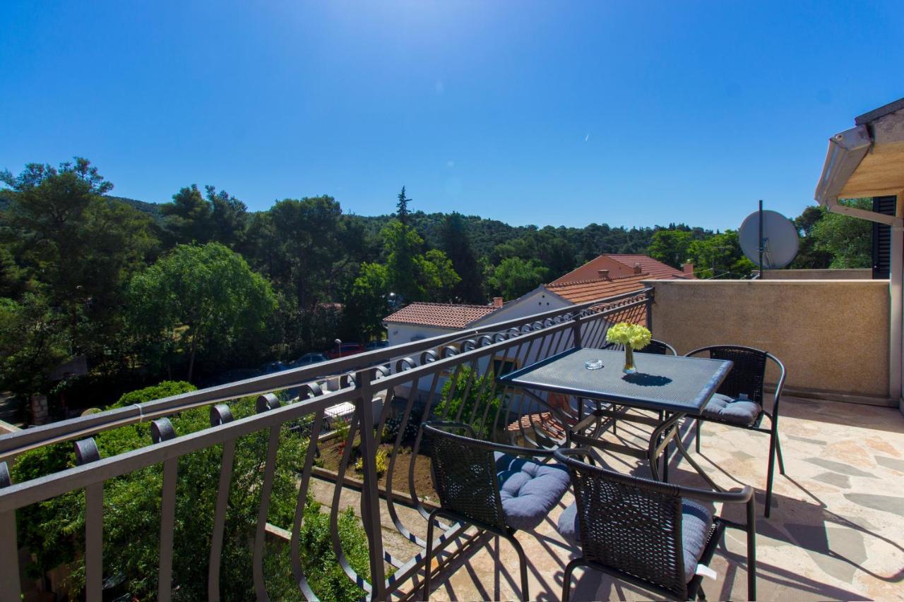 Apartamento Luka Šibenik Exterior foto